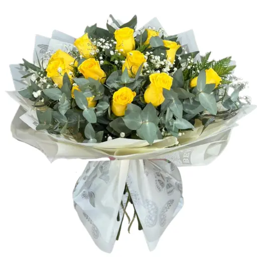 Ramo de 12 rosas amarillas con papel coreano